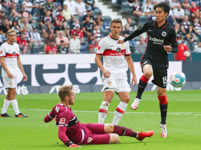E. Frankfurt vs VfB Stuttgart (00:30 – 26/11) | Xem lại trận đấu