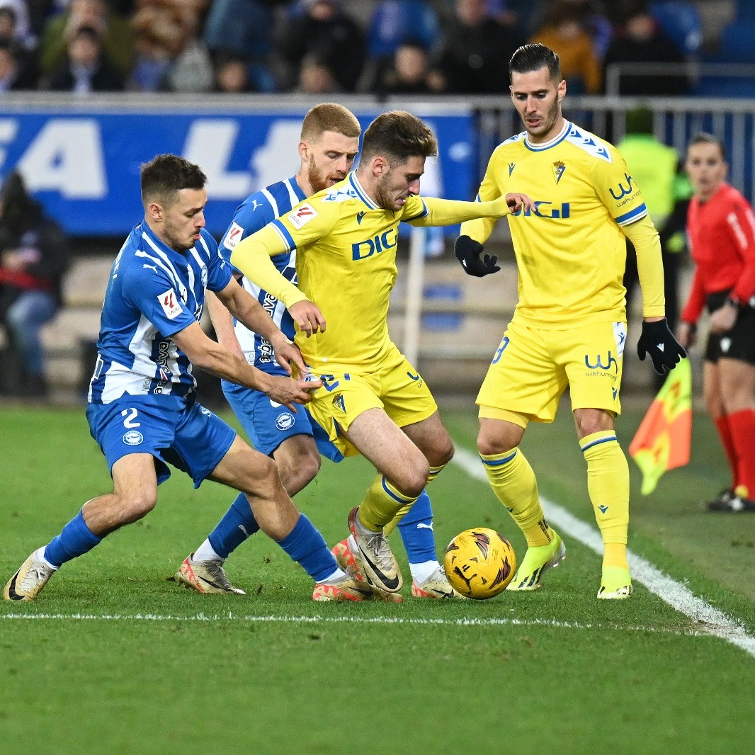 Alaves vs Cadiz (03:00 – 20/01) | Xem lại trận đấu