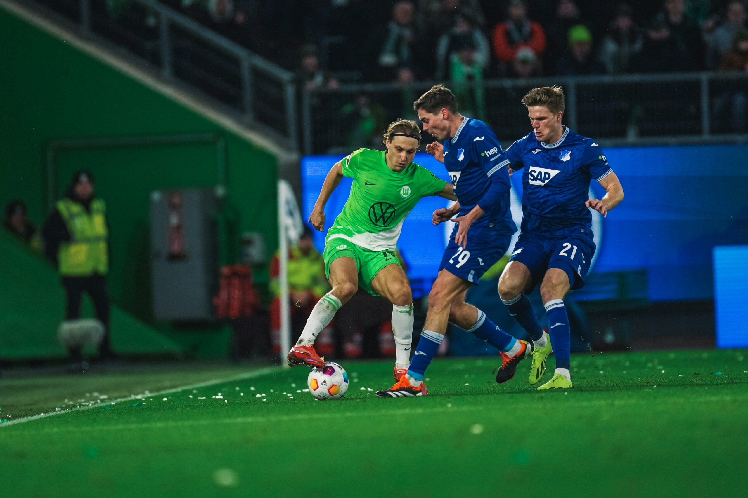 VfL Wolfsburg vs TSG Hoffenheim (21:30 – 04/02) | Xem lại trận đấu