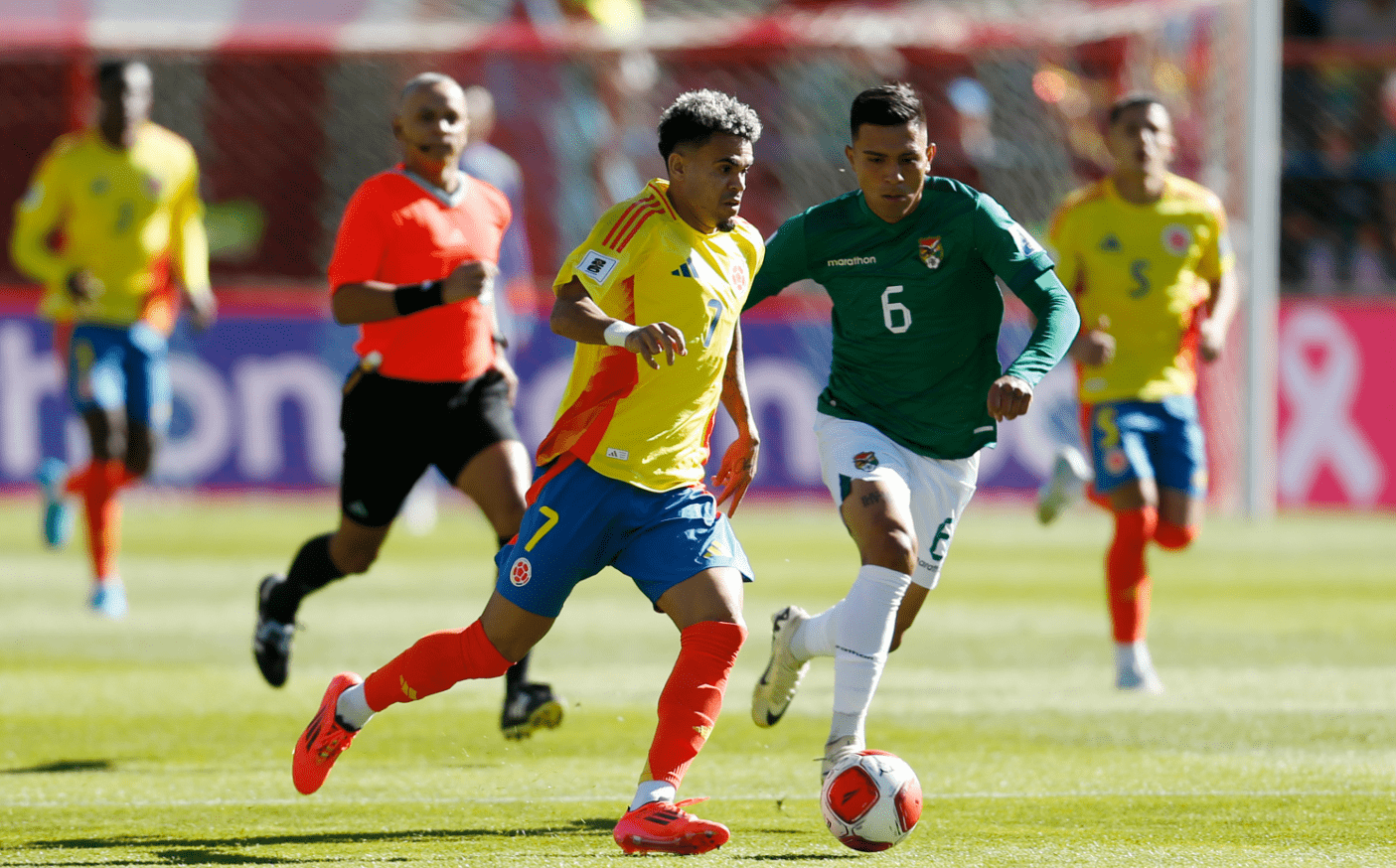 Bolivia vs Colombia (03:00 – 11/10) | Xem lại trận đấu