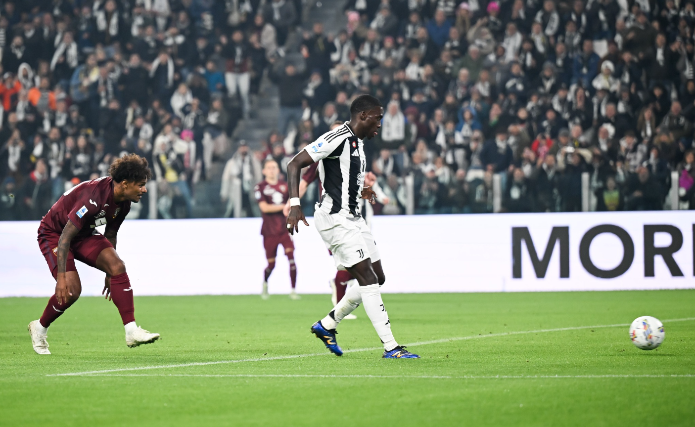 Juventus vs Torino (02:45 – 10/11) | Xem lại trận đấu