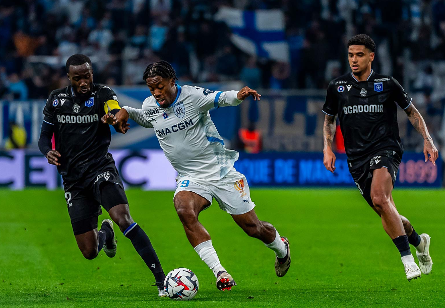 Marseille vs AJ Auxerre (02:45 – 09/11) | Xem lại trận đấu