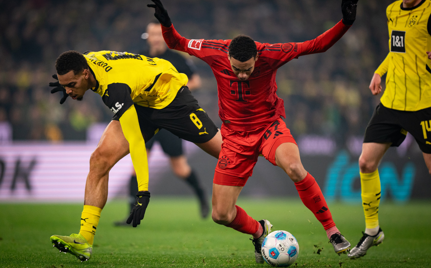 Dortmund vs Bayern Munich (00:30 – 01/12) | Xem lại trận đấu