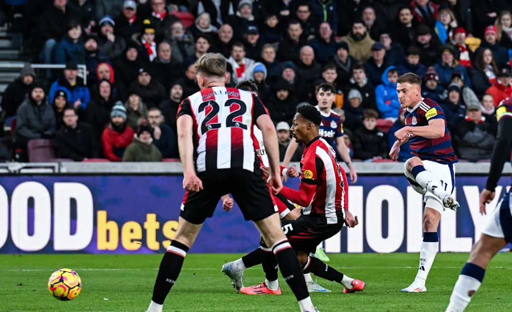 Brentford vs Newcastle United (22:00 – 07/12) | Xem lại trận đấu