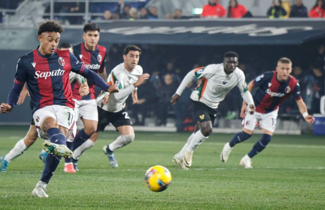 Bologna vs Venezia (02:45 – 01/12) | Xem lại trận đấu