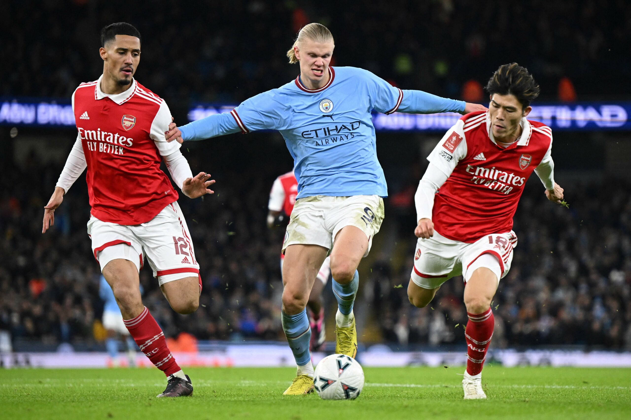 Nhận định soi kèo Arsenal vs Manchester City lúc 23h30 ngày 2/2/2025