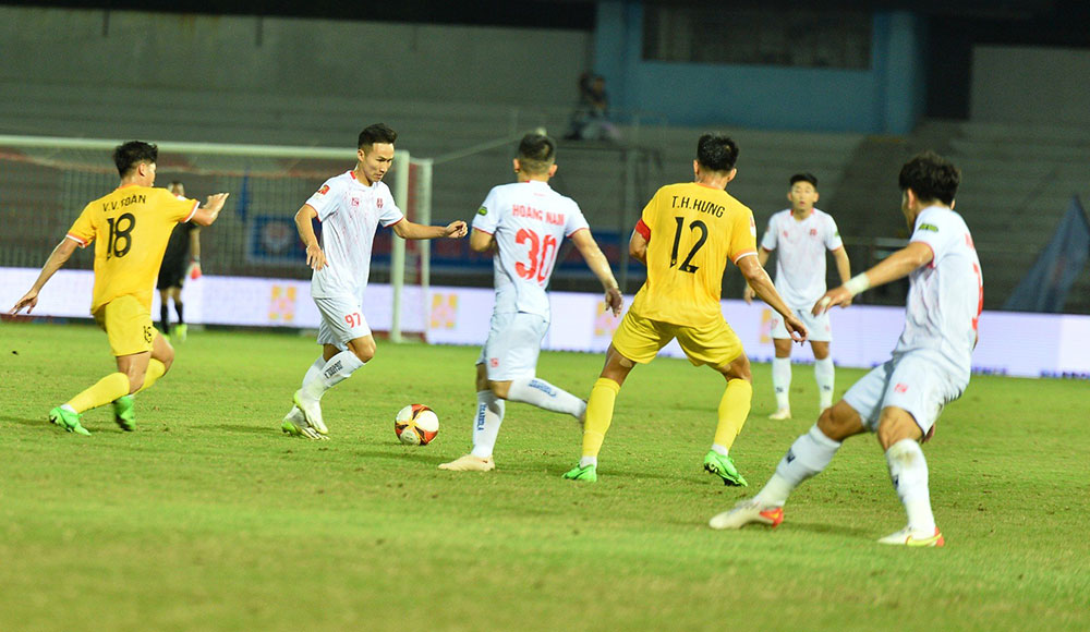 nhan-dinh-soi-keo-quang-nam-vs-hai-phong-luc-17h00-ngay-28-2-2025