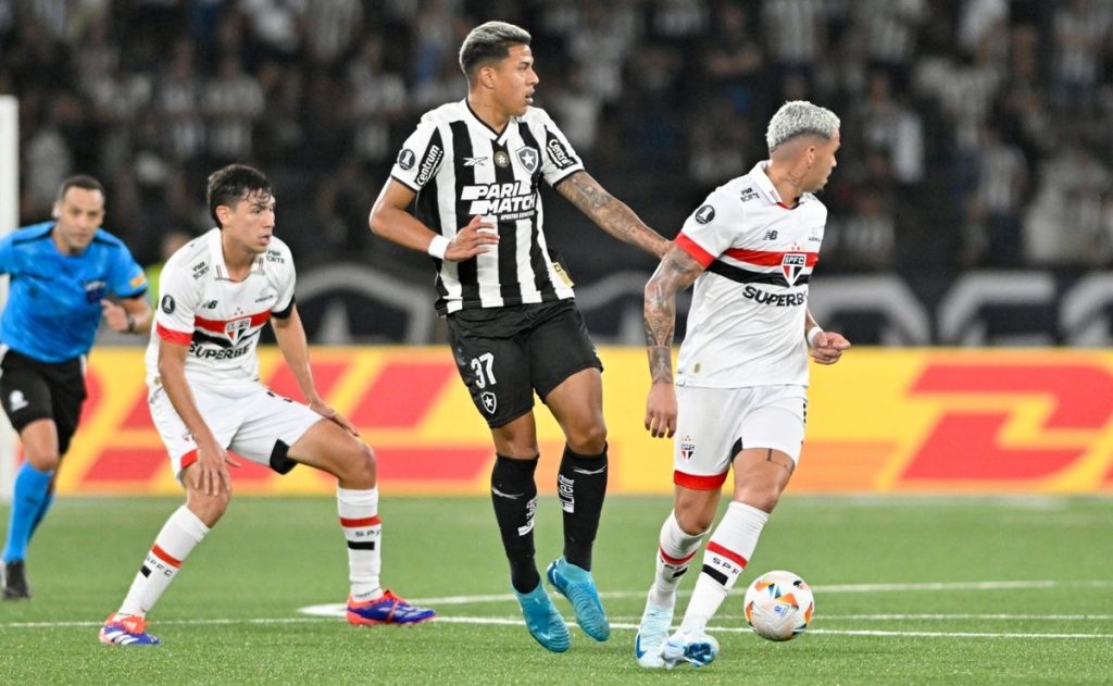 nhan-dinh-soi-keo-botafogo-vs-sao-paulo-luc-04h30-ngay-17-4-2025-1
