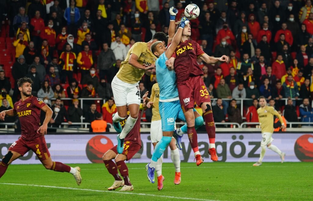 nhan-dinh-soi-keo-goztepe-vs-gaziantep-luc-0h00-ngay-8-4-2025