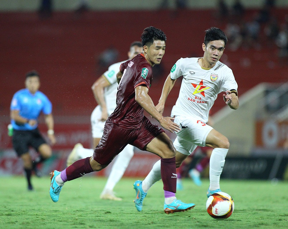 nhan-dinh-soi-keo-binh-dinh-vs-ha-noi-luc-17h00-ngay-22-6-2025-1