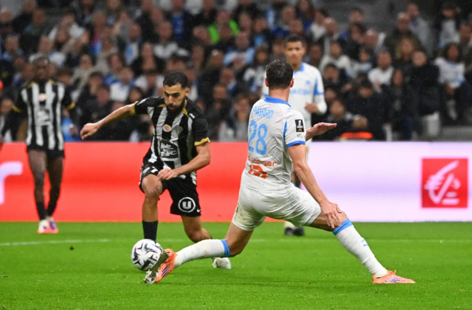 Marseille vs Angers (03:05 – 30/10) | Xem lại trận đấu