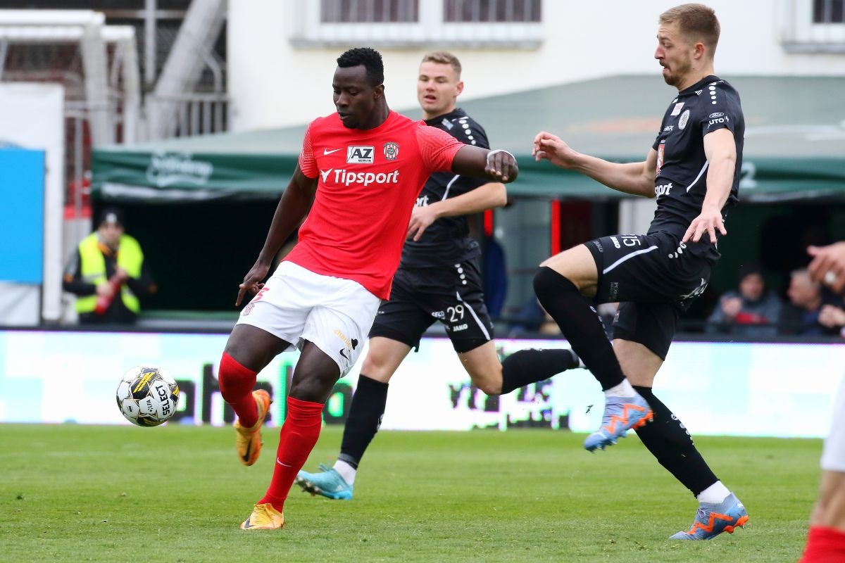 Nhận định soi kèo Zbrojovka Brno vs Hradec Kralove lúc 00h00 ngày 13/11/2025